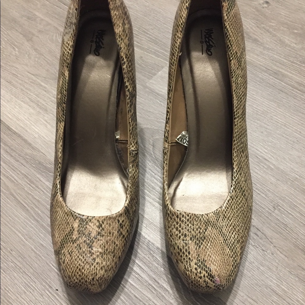 Mossimo Faux Snake Skin Shoes